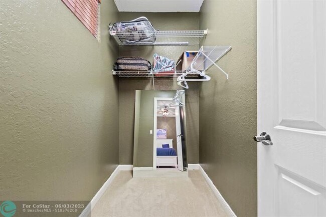 Building Photo - 580 Pacific Grove Dr