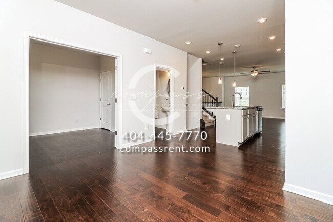 Building Photo - 3523 Hedgeway Ln NW