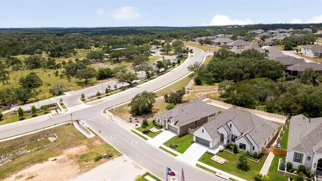 Building Photo - 105 Heartleaf Rd