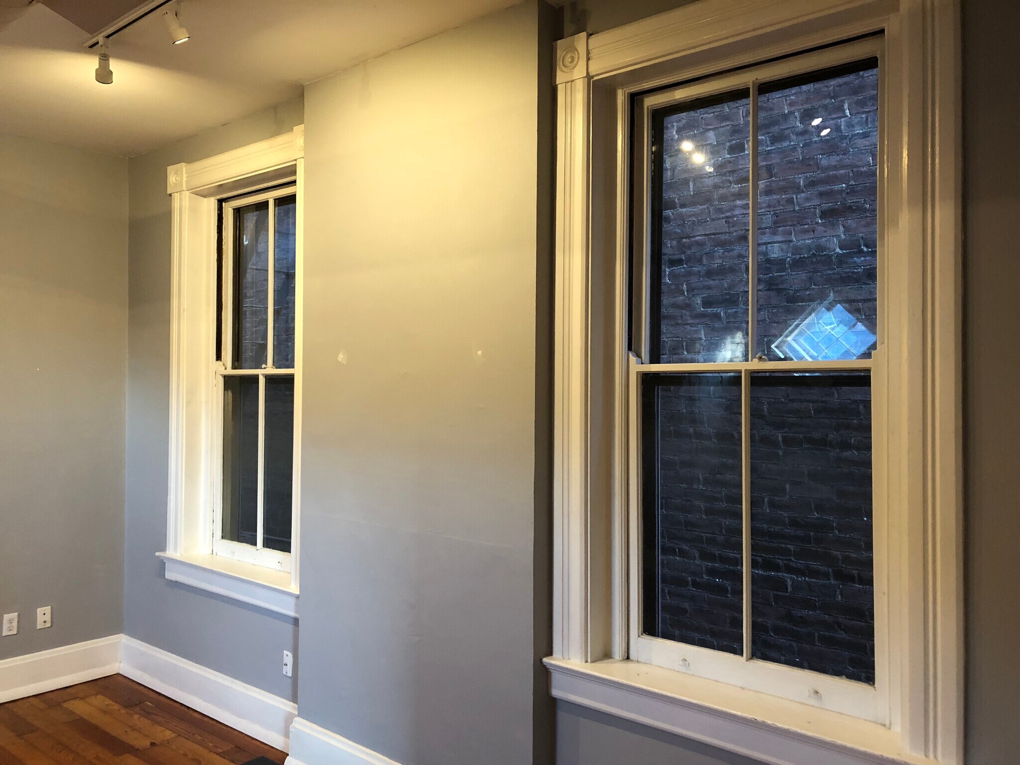 Building Photo - 1406 Sycamore Street