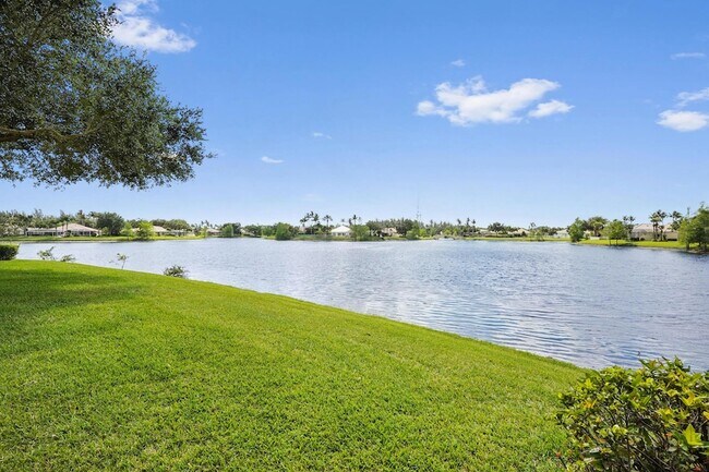 Building Photo - 8270 Eleuthera Ln