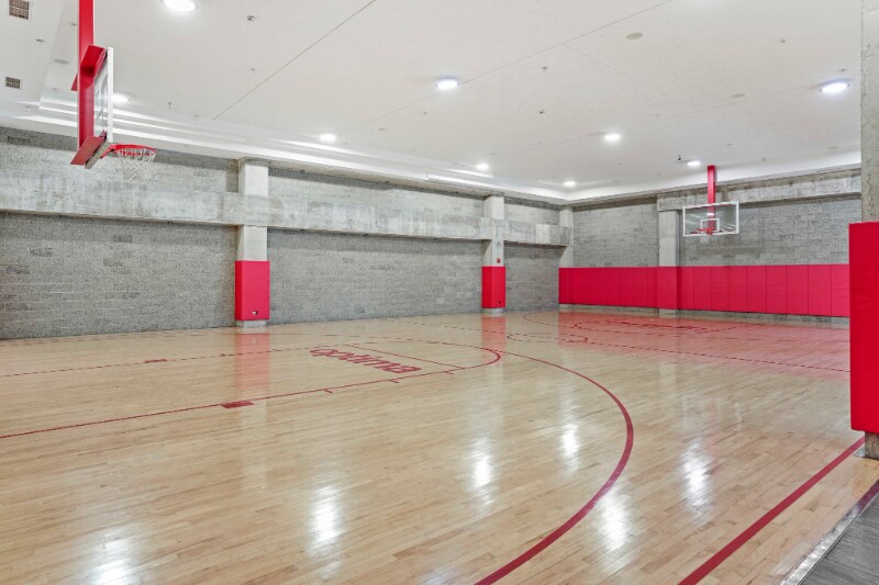 Building Photo - 383 E Ohio St