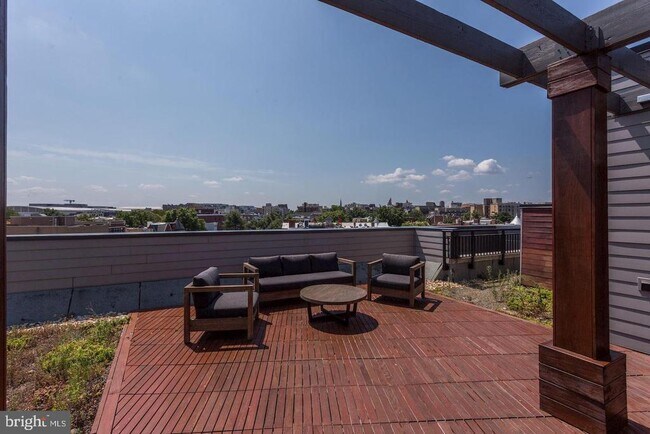 Building Photo - 1550-1511 11th St NW