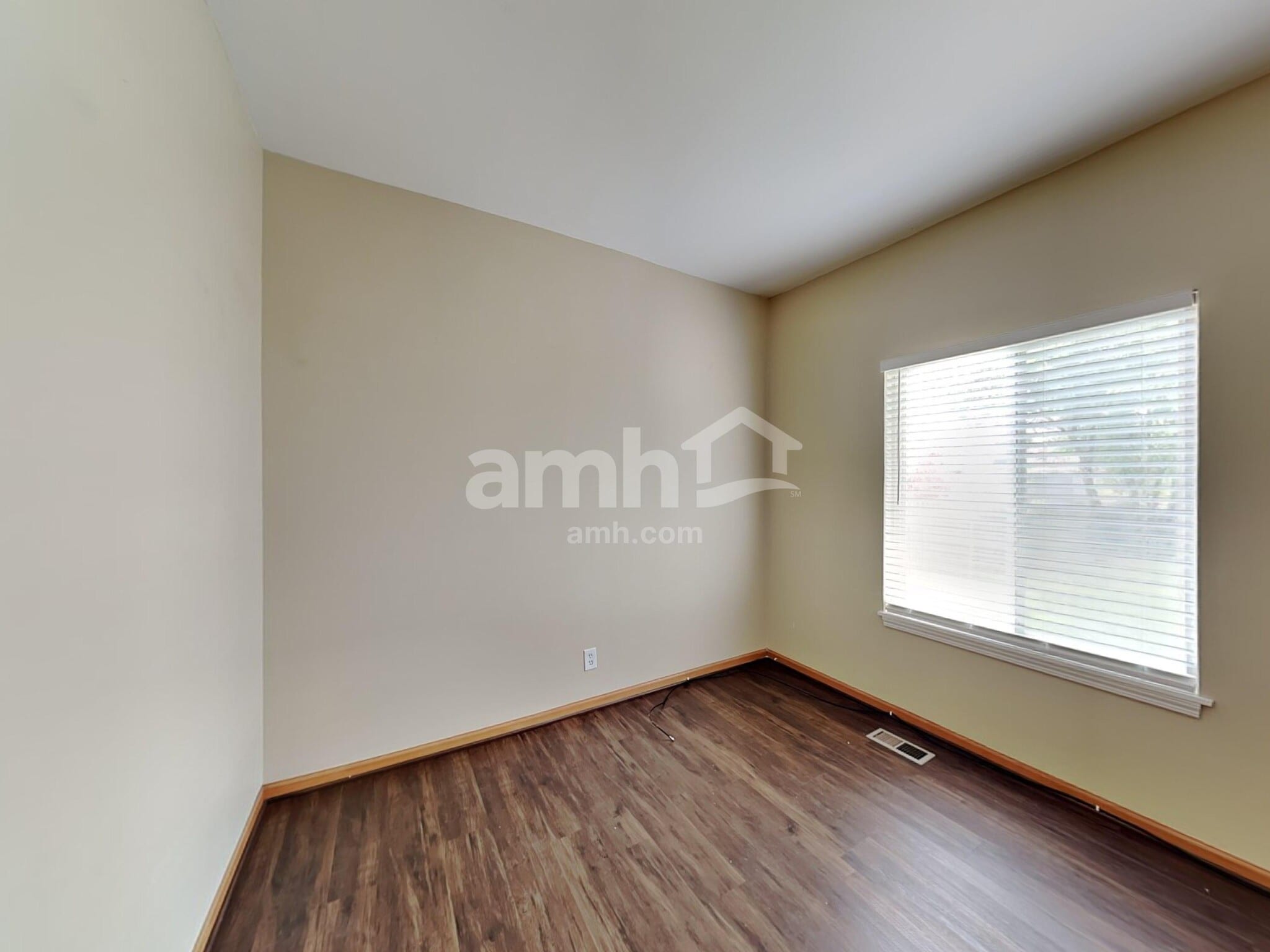 Building Photo - 14151 S Napa Cir