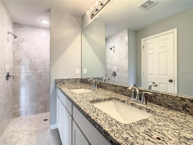 Building Photo - 27307 Tierra Del Fuego Cir