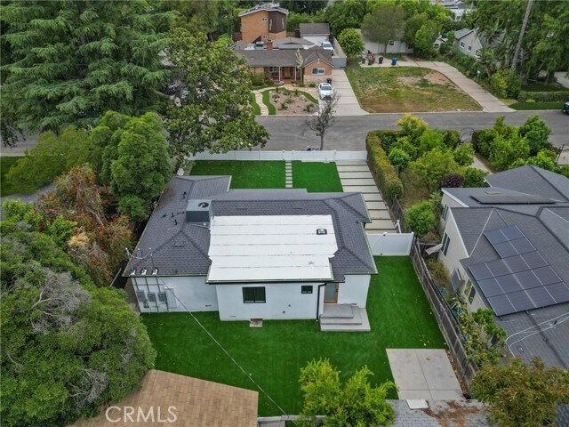 Building Photo - 5730 Stansbury Ave