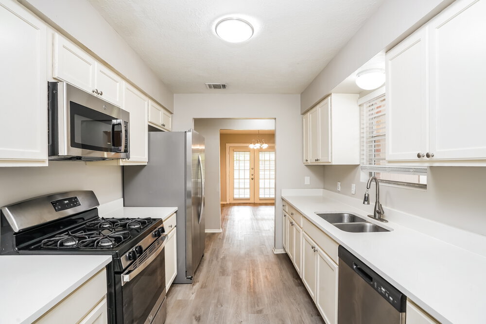 Building Photo - 332 Coventry Ln