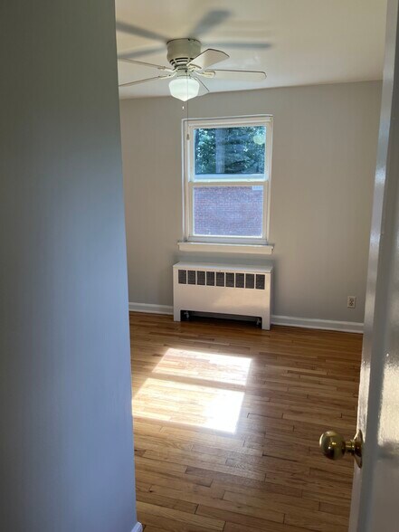 Building Photo - 15A Carolyn Ter