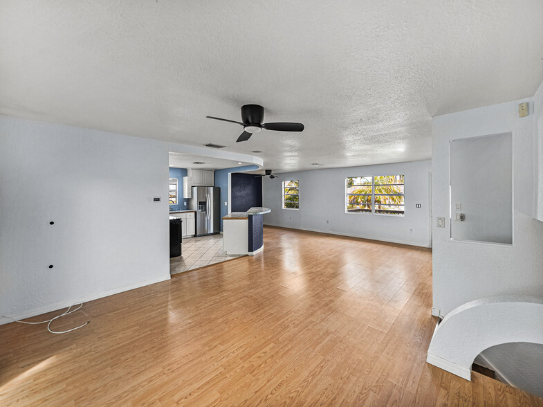 Building Photo - 403 48th Street Ct W