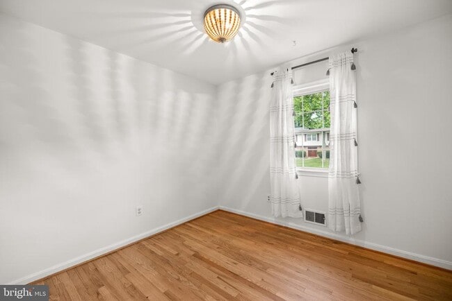 Building Photo - 12608 Yardarm Pl