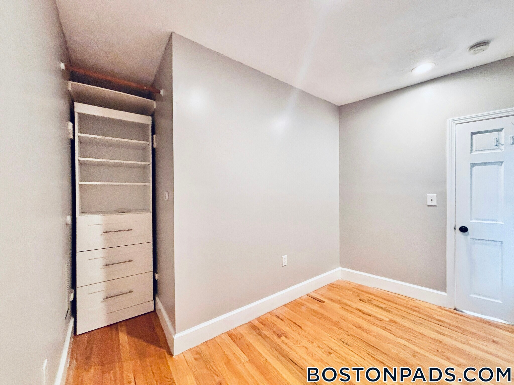 Building Photo - 37 Sheafe St