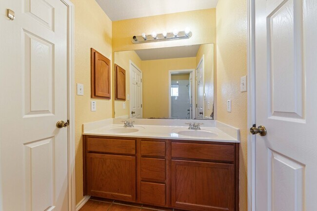 Building Photo - 3338 Bending Creek