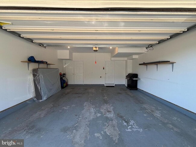 Building Photo - 4587 Derring Ln