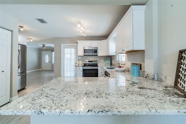 Building Photo - 4106 W Carmen St