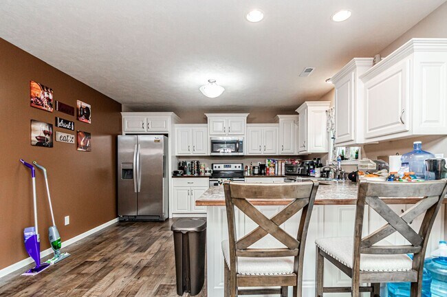 Building Photo - Please View 3D Virtual Walk-Through Before Scheduling a Showing