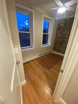 Building Photo - 100 Legends Way