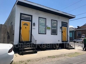 Building Photo - 1403 Port St