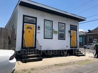 Building Photo - 1403 Port St