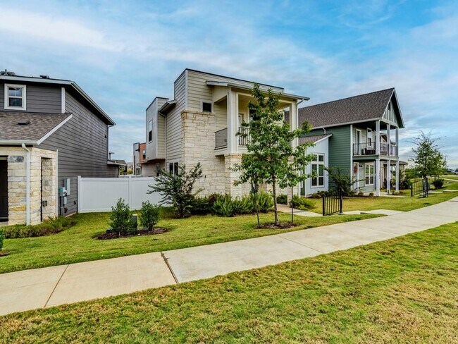 Building Photo - 7904 Mandela Bend