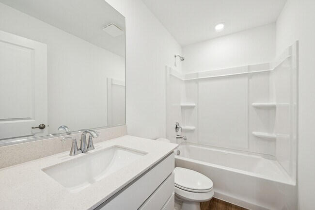 Building Photo - 12322 Tinsley St