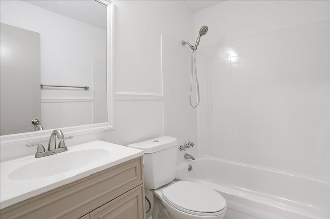 Bathroom - Fairmeadow Townhomes