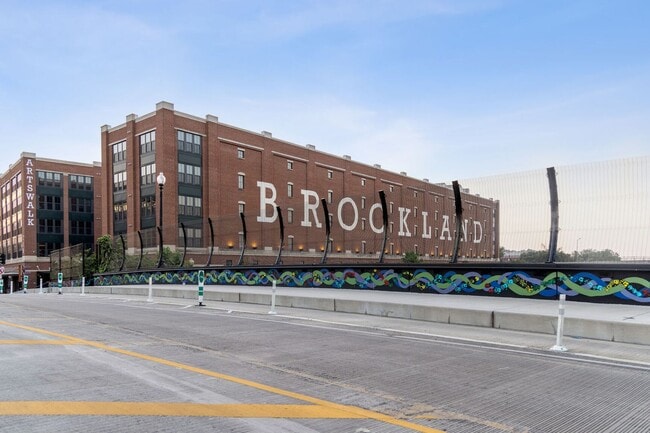 Building Photo - Heart of Brookland | Practically Perfect 4BD 2.5 BTH Townhouse| Fabulous Outdoor Space