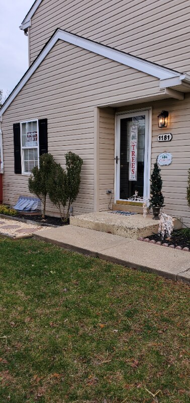 Building Photo - 1181 Cobblestone Cir