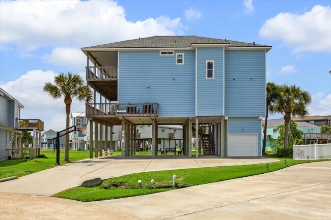 Building Photo - 4015 War Chest Ct