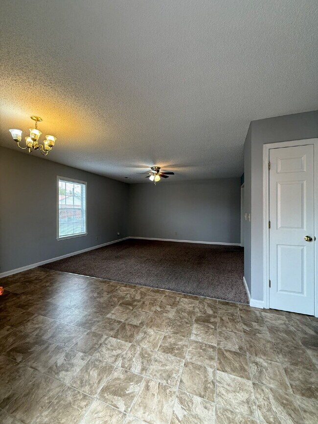 Building Photo - 3864 NORTHEAST DRIVE