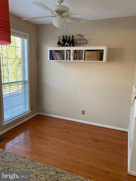 Building Photo - 47692 Sandbank Square