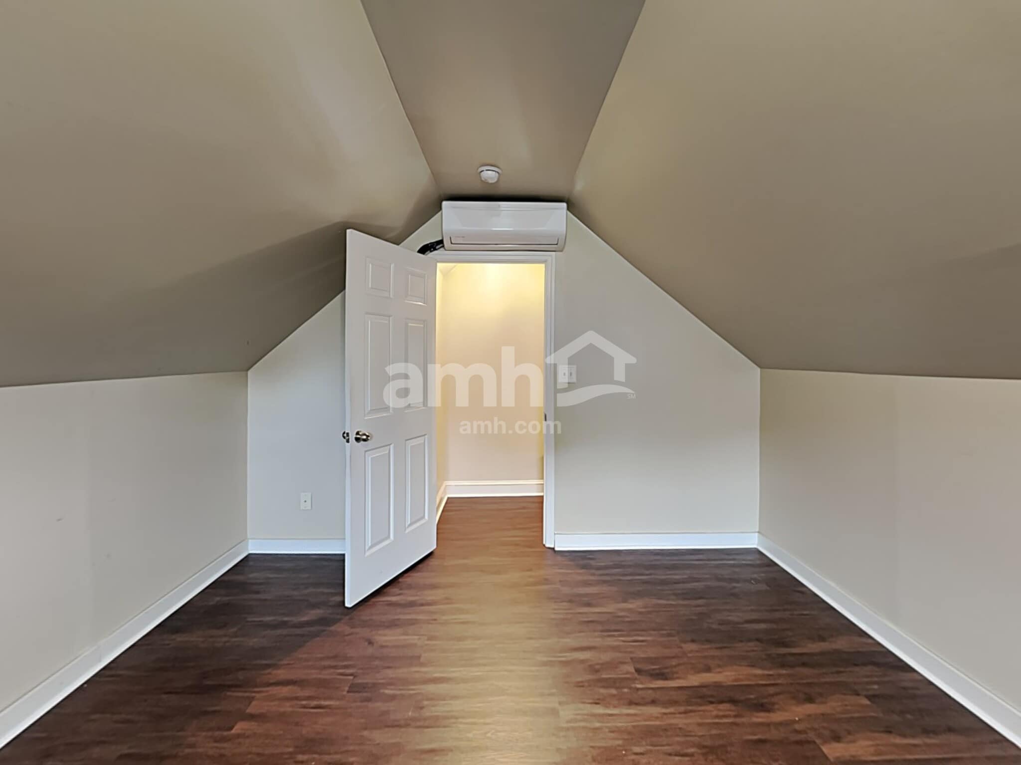 Building Photo - 2758 Island Point Dr NW