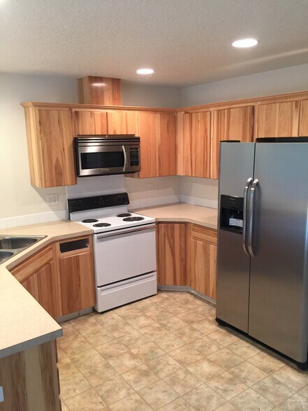 Kitchen - 7212 34th Ave NE