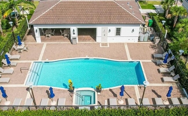 Building Photo - 4610 Shire Ln