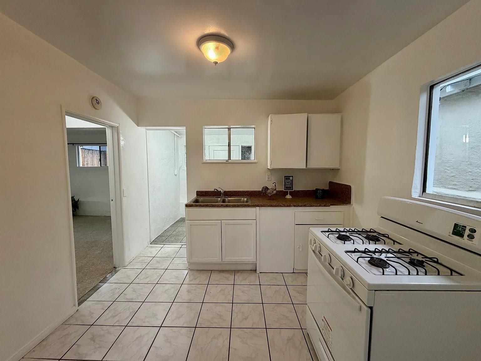 Building Photo - 1720 San Bernardino Ave