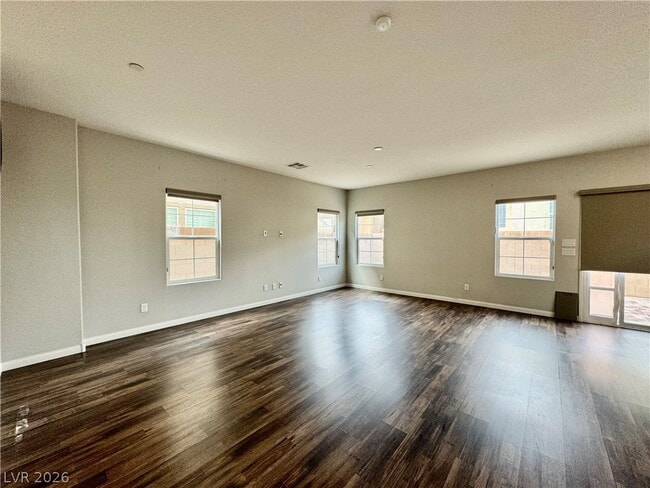 Building Photo - 353 Ambitious St