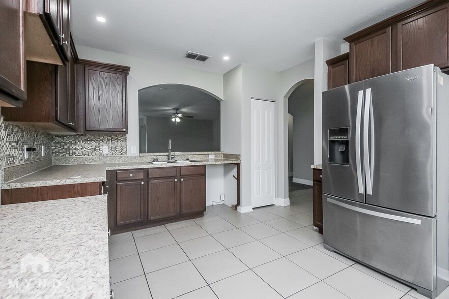 Building Photo - 4991 Windbourne Way
