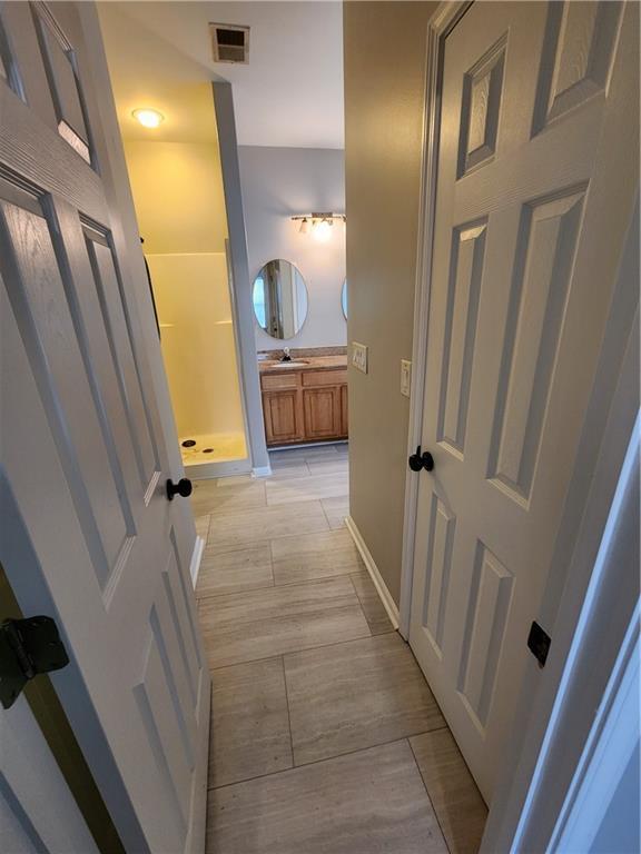 Building Photo - 1029 Sims St SW