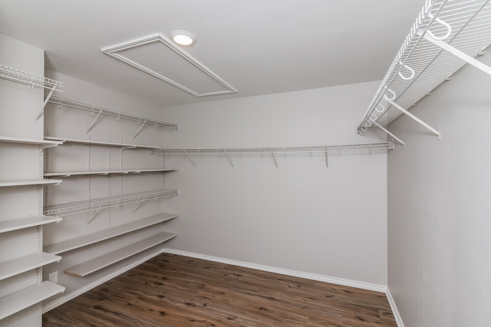 Building Photo - 12019 Shotgun Way