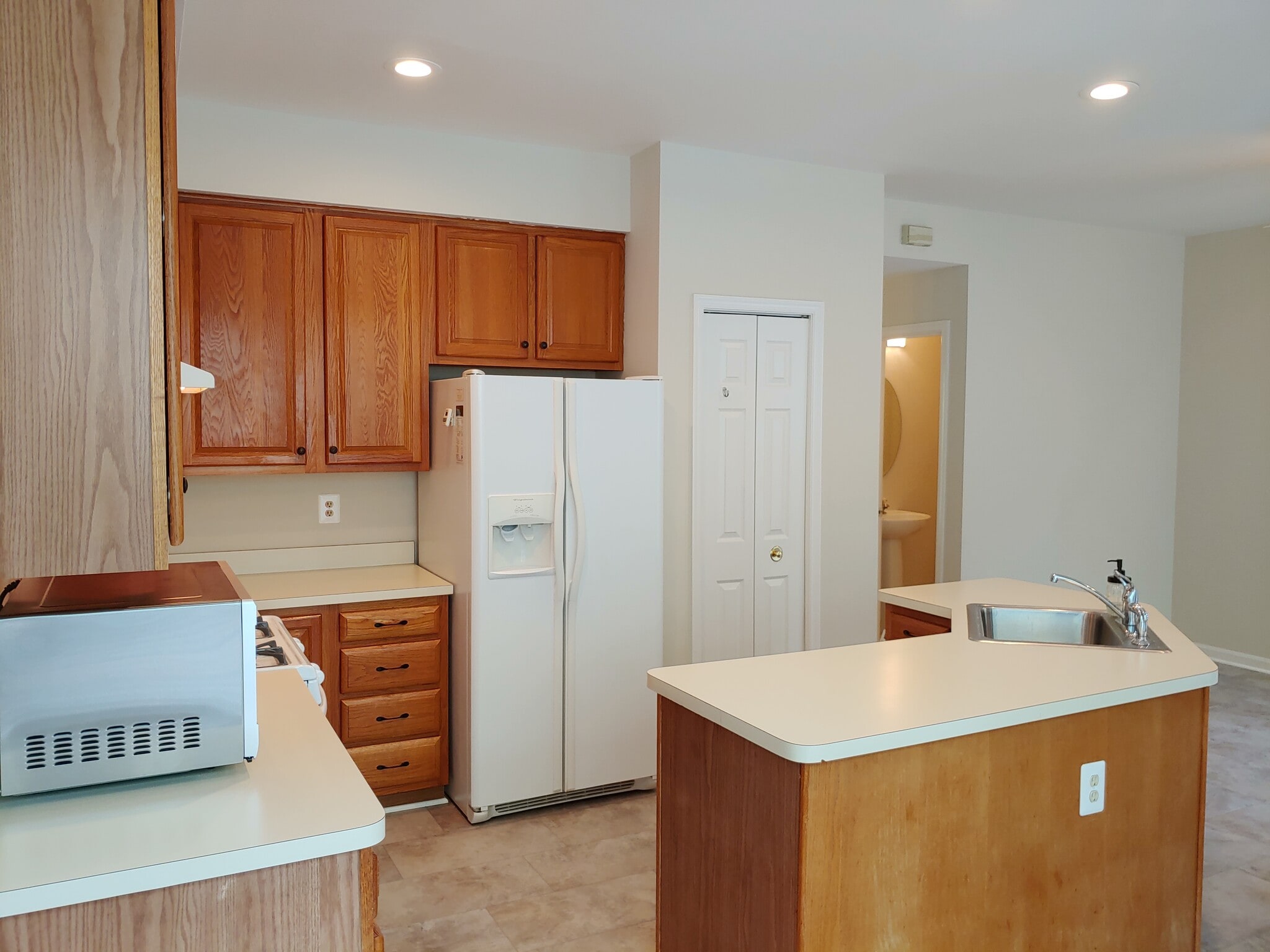 Building Photo - 47608 Sandbank Sq