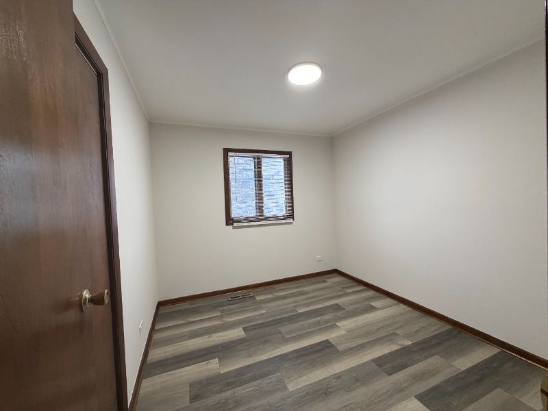 Building Photo - 7431 W 83rd Ln