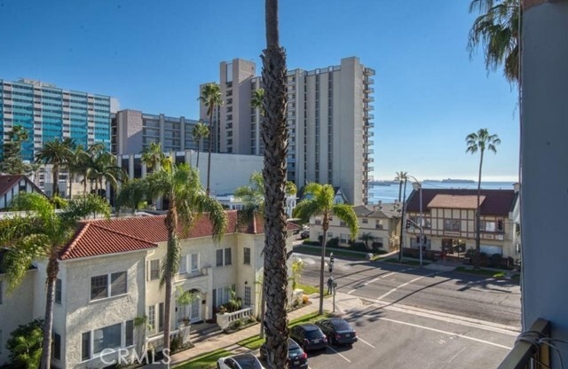 Building Photo - 1635 E Ocean Blvd