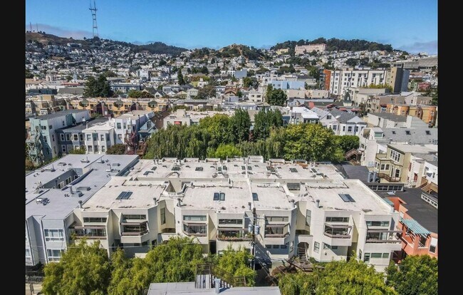 Building Photo - Charming Two Bedroom Condo in Mission Dolores - Please Contact for Showing Availability!