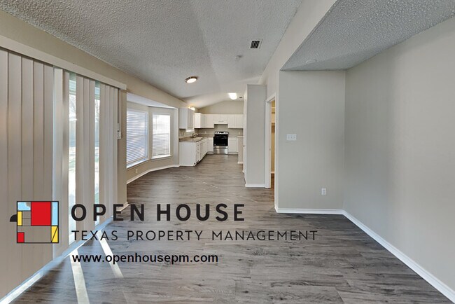 Building Photo - 2324 Weyborn Dr Arlington