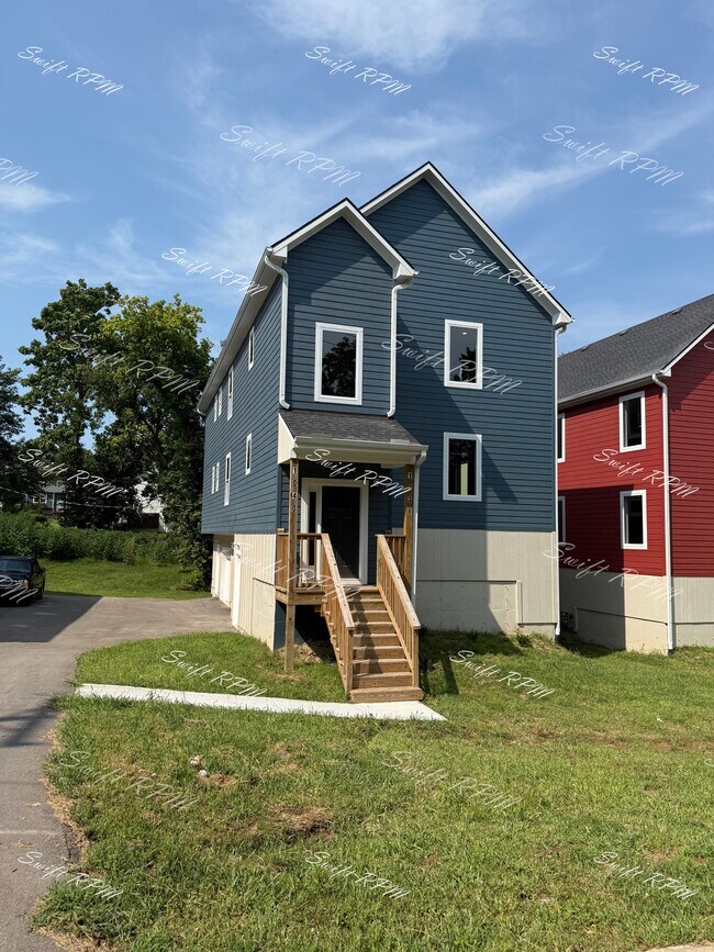 Building Photo - 1038 Oakland Ave