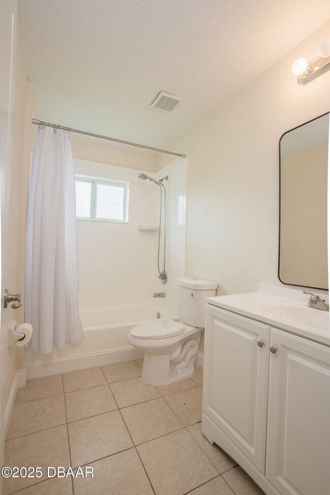 Building Photo - 801 Angelina Ct