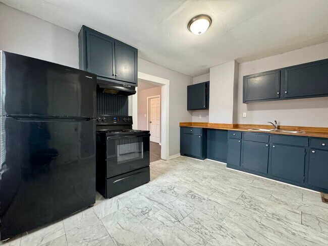 Building Photo - 3805 Alton Park Blvd