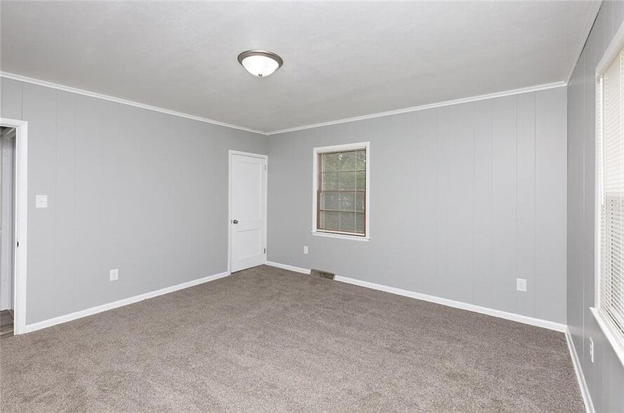 Building Photo - 4124 3rd St