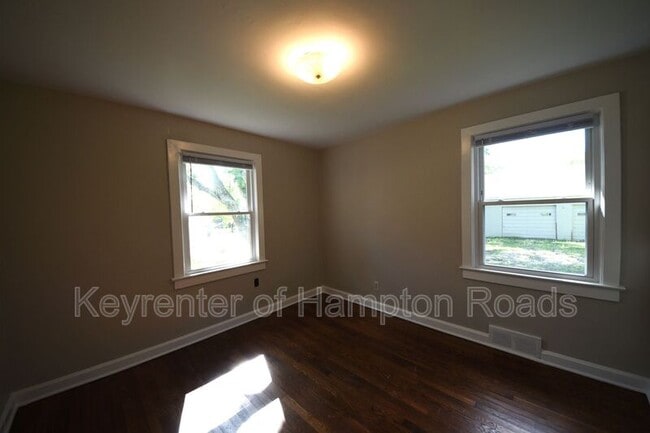 Building Photo - 500 Beechwood Ave