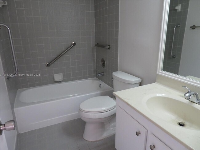 Building Photo - 6203 SW 147th Pl Cir