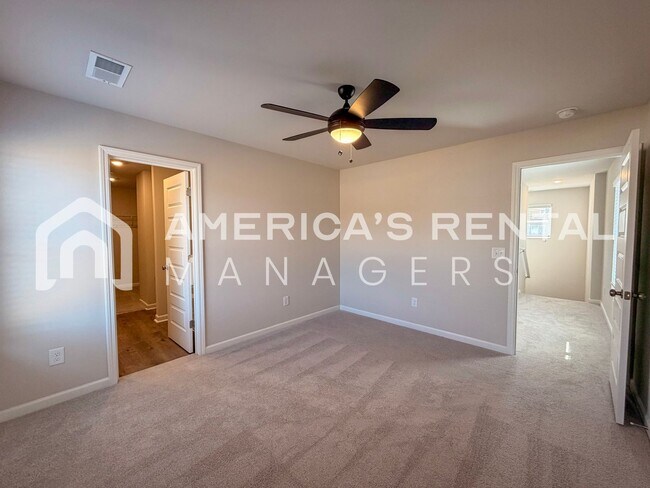 Building Photo - Move-in Special -Spacious Two Story Home with Loft! Sign a 13 month lease by 4/15/2026 and receiv...